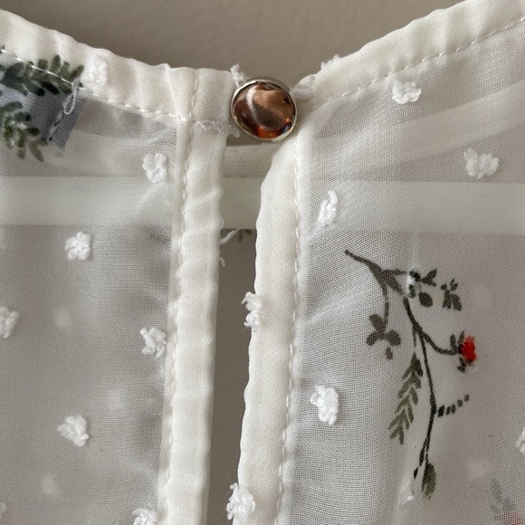 Forever 21 Floral Blouse - Picture 5 of 9